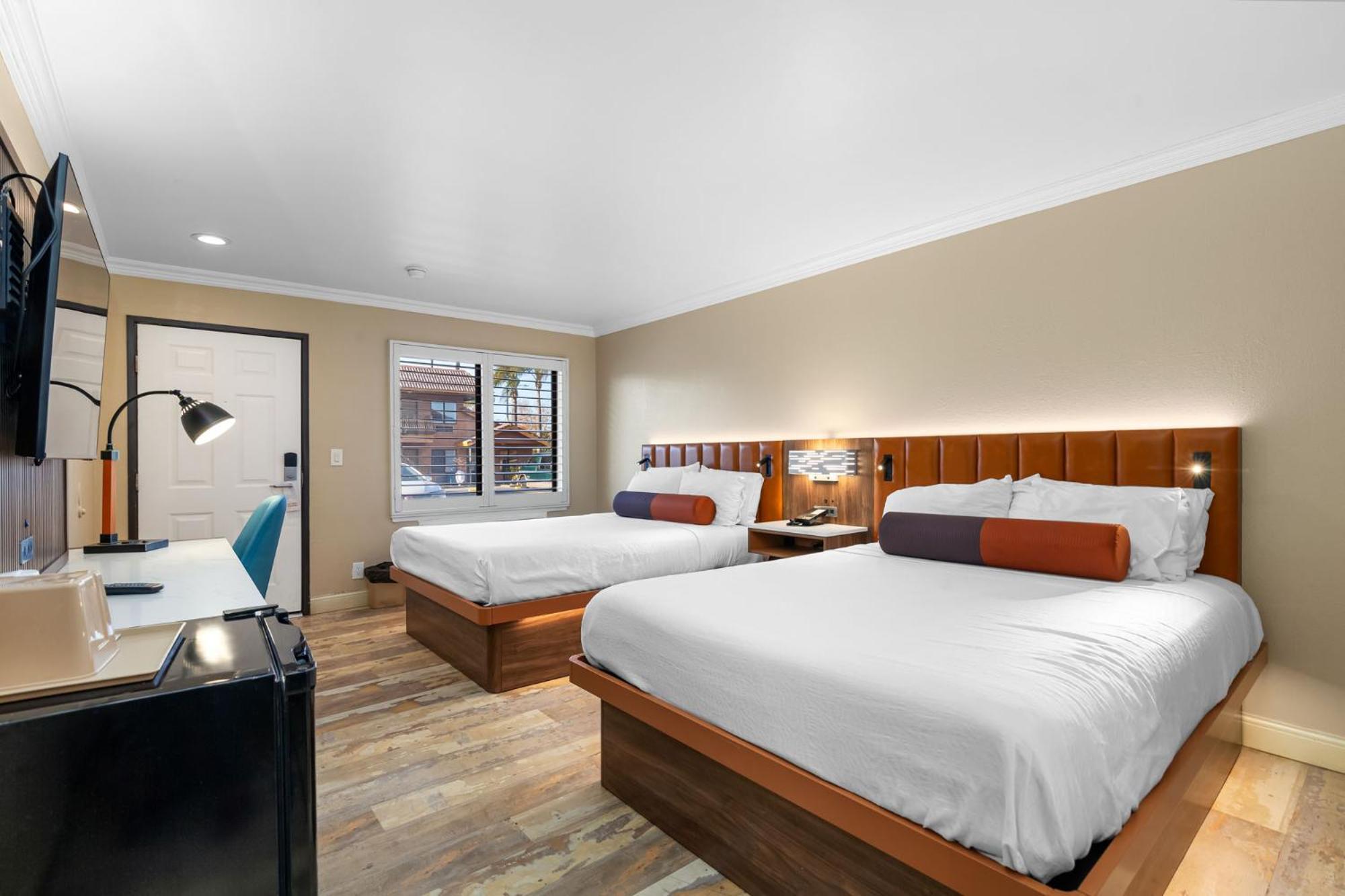 Santa Clarita Motel - Near Six Flags Magic Mountain - Valencia Екстериор снимка