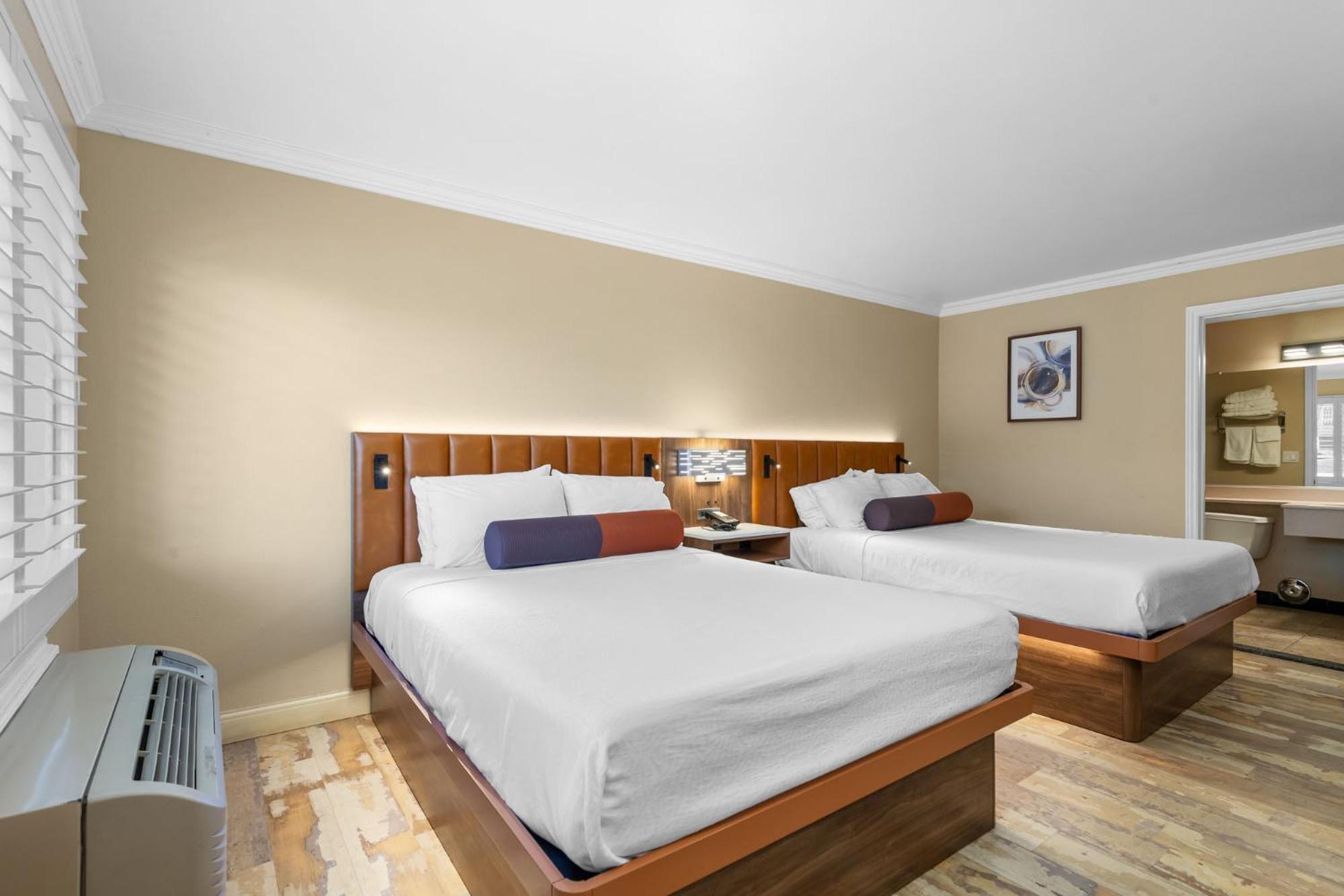 Santa Clarita Motel - Near Six Flags Magic Mountain - Valencia Екстериор снимка