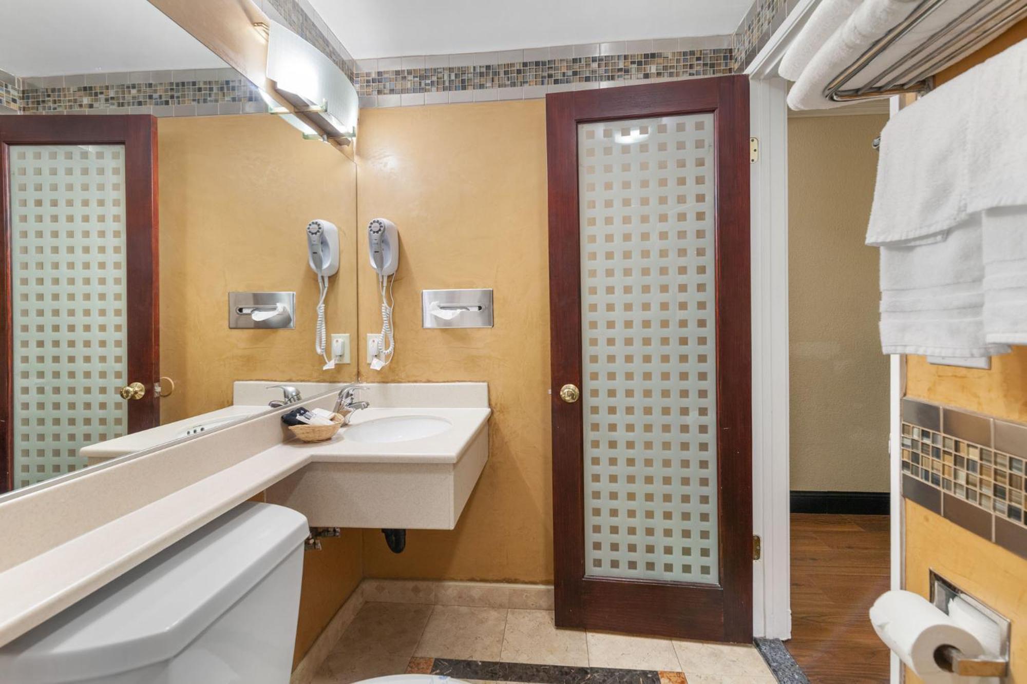 Santa Clarita Motel - Near Six Flags Magic Mountain - Valencia Екстериор снимка