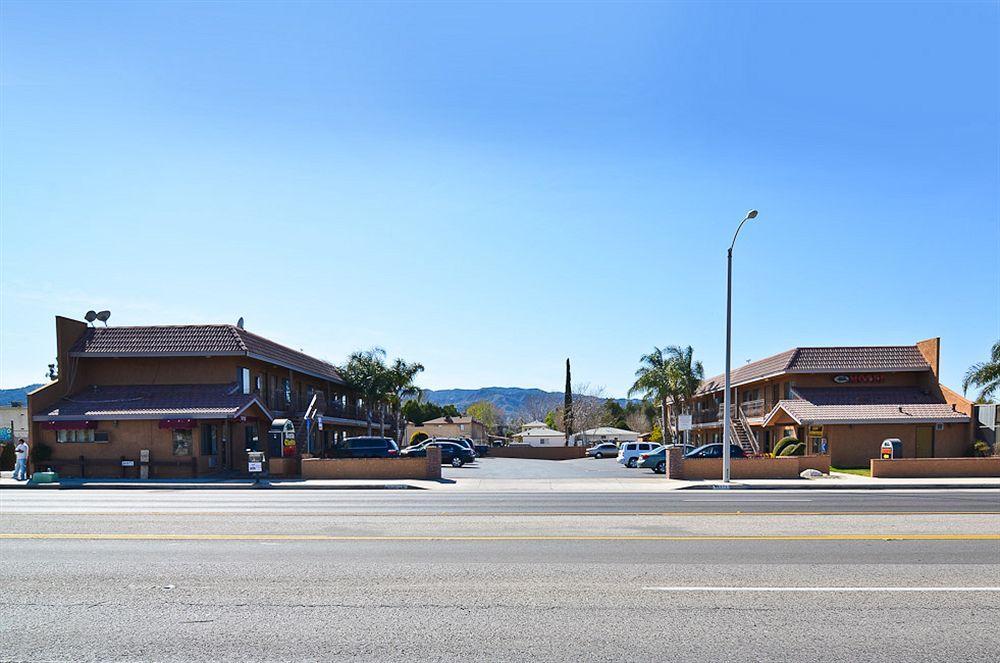 Santa Clarita Motel - Near Six Flags Magic Mountain - Valencia Екстериор снимка